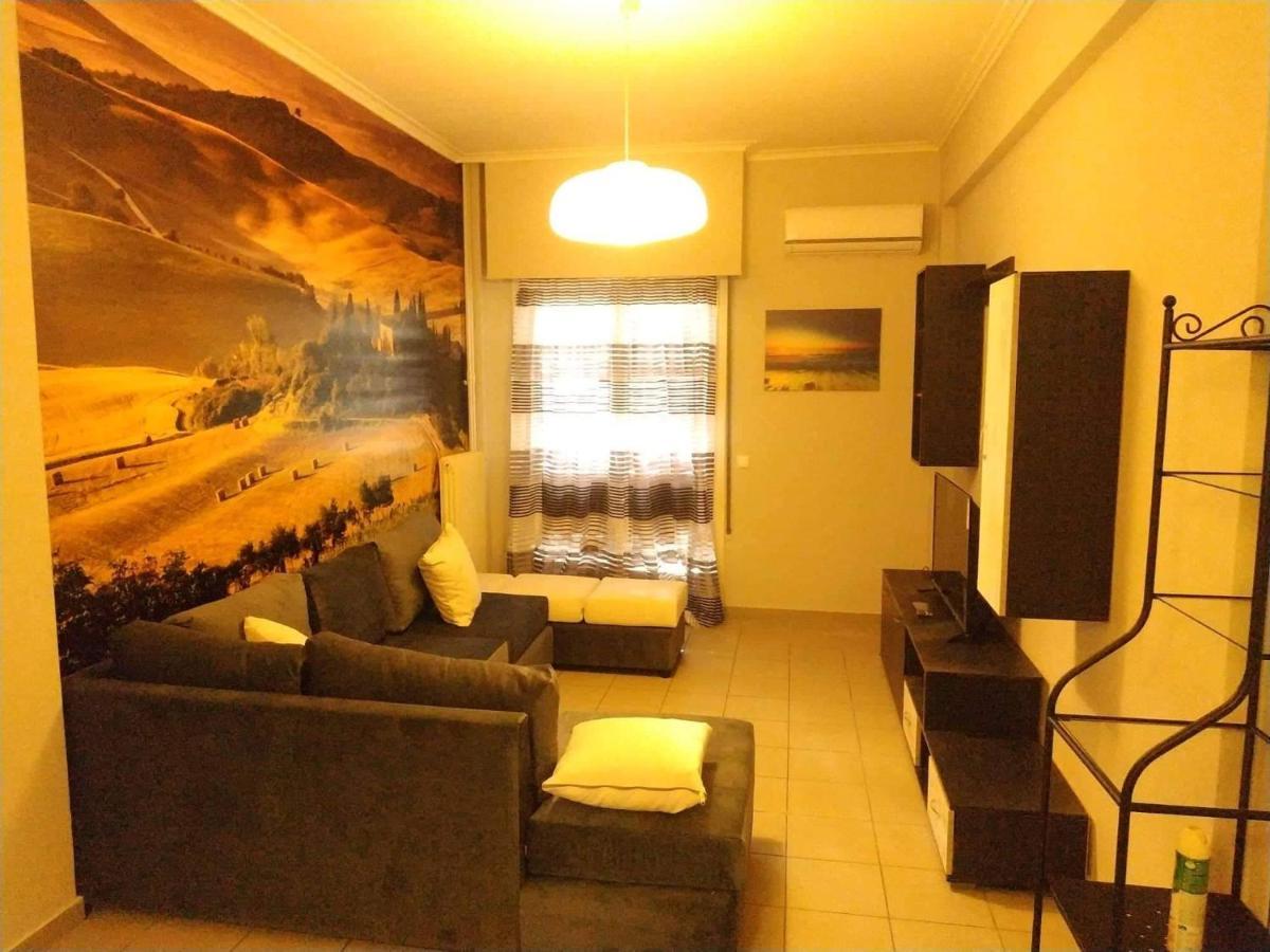 Lg Apartment Bnb Атина Екстериор снимка