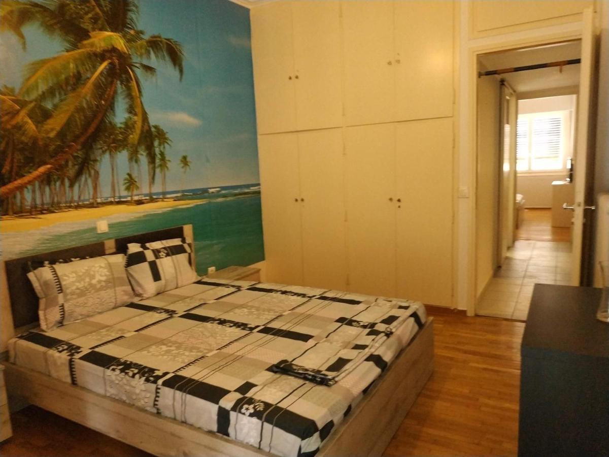 Lg Apartment Bnb Атина Екстериор снимка